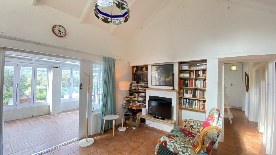 3 Bedroom Property for Sale in Glencairn Western Cape